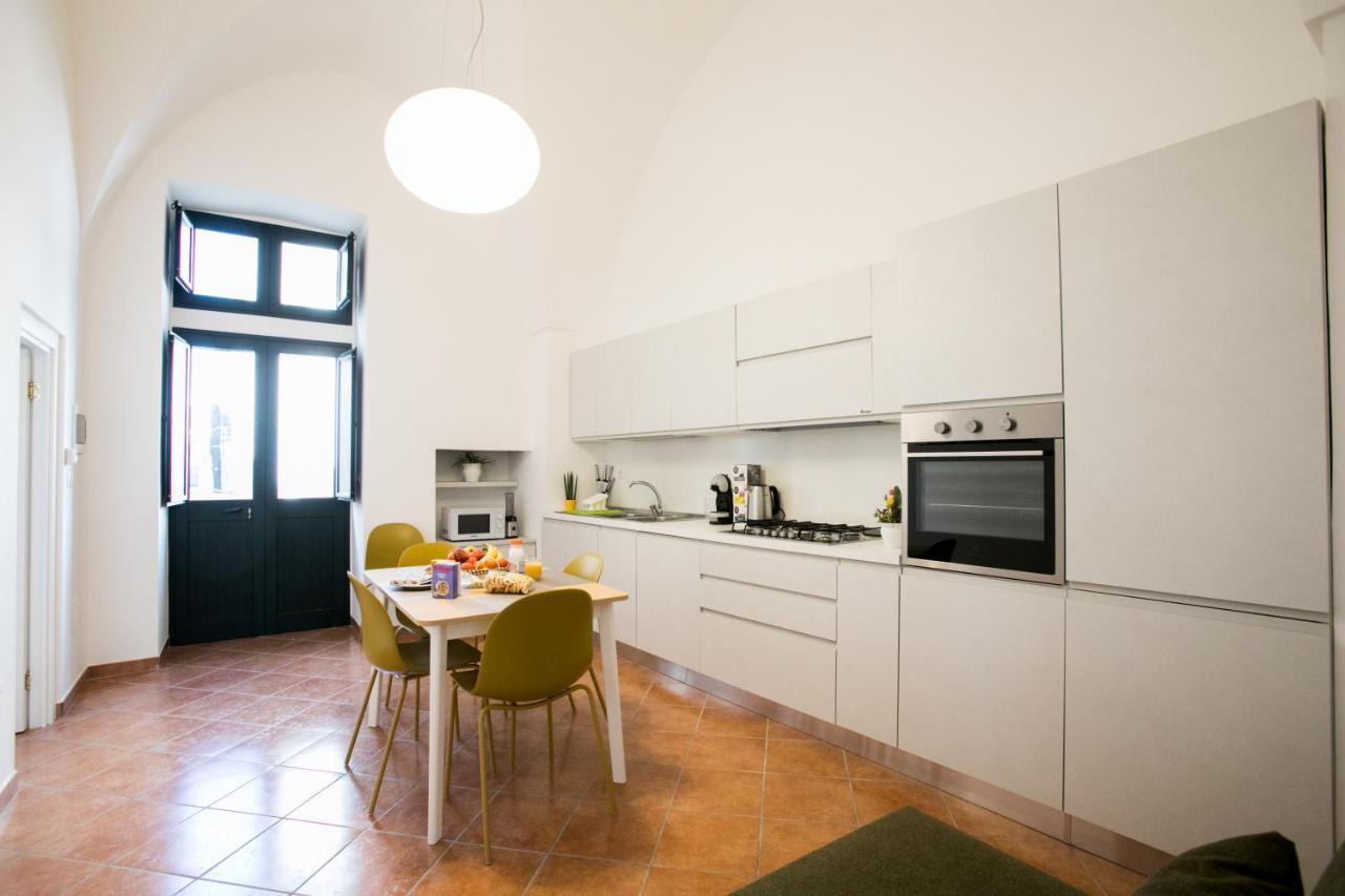 Giulia'S House Villa กาลาตีนา ภายนอก รูปภาพ