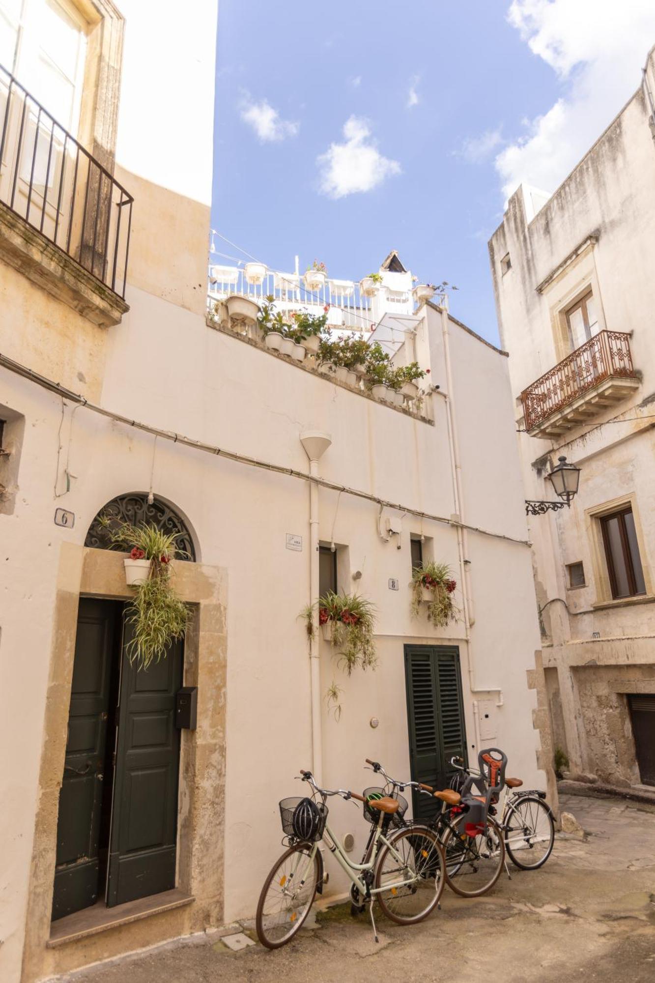 Giulia'S House Villa กาลาตีนา ภายนอก รูปภาพ